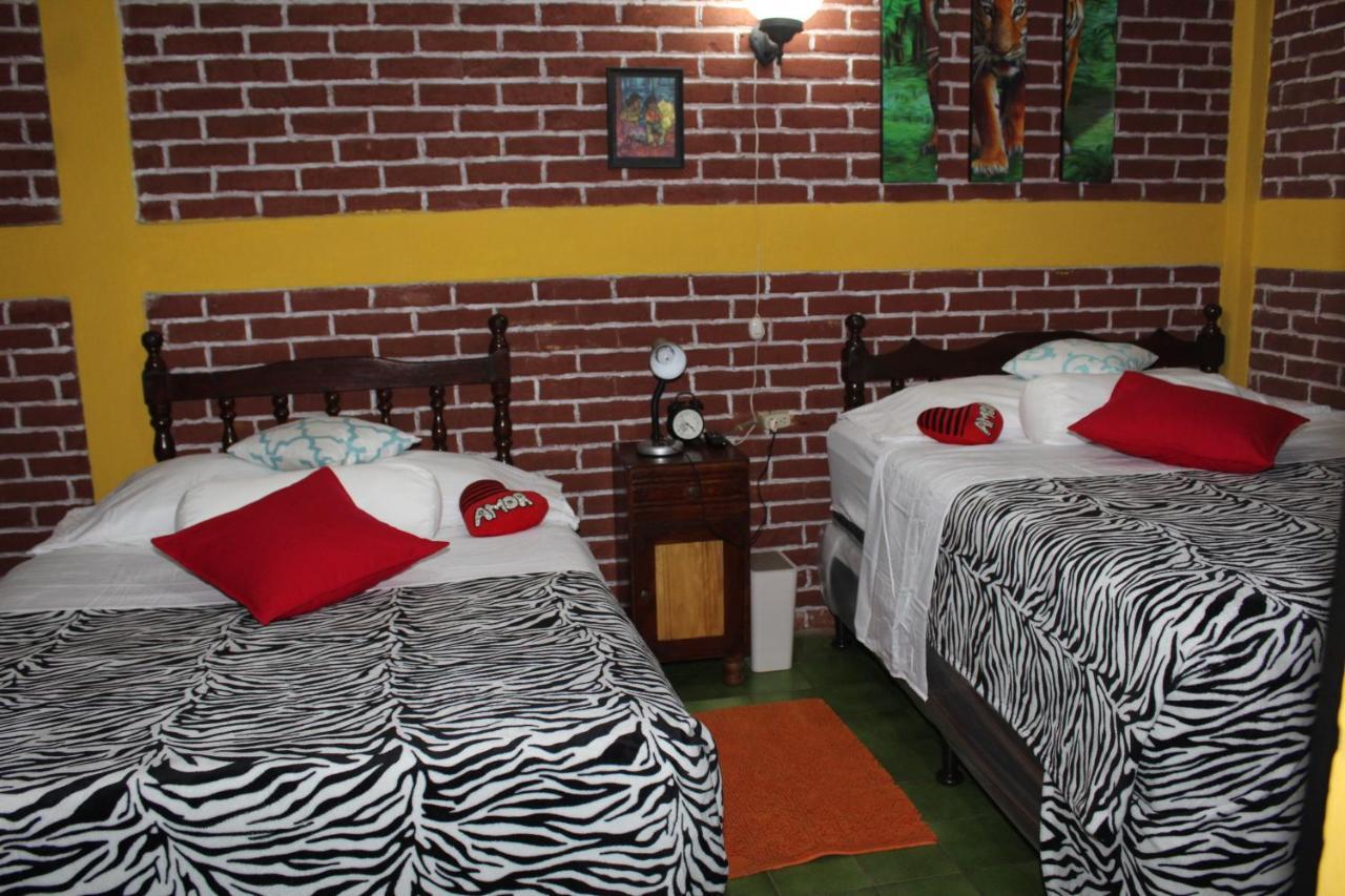 Hotel Casa Del Viajero Κετσαλτενάνγκο Εξωτερικό φωτογραφία